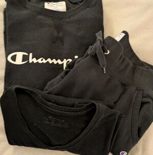 Women's Champion Black Sweat Suit With A Matching V-neck T-shirt.